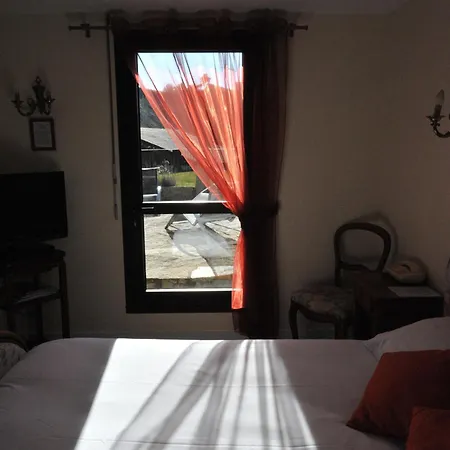 La Chaumiere Roz-aven Hotel