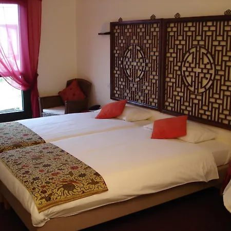 La Chaumiere Roz-aven 3*